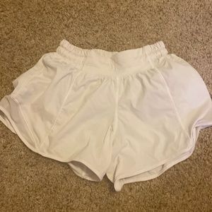 White Lululemon shorts size 0 in Womens